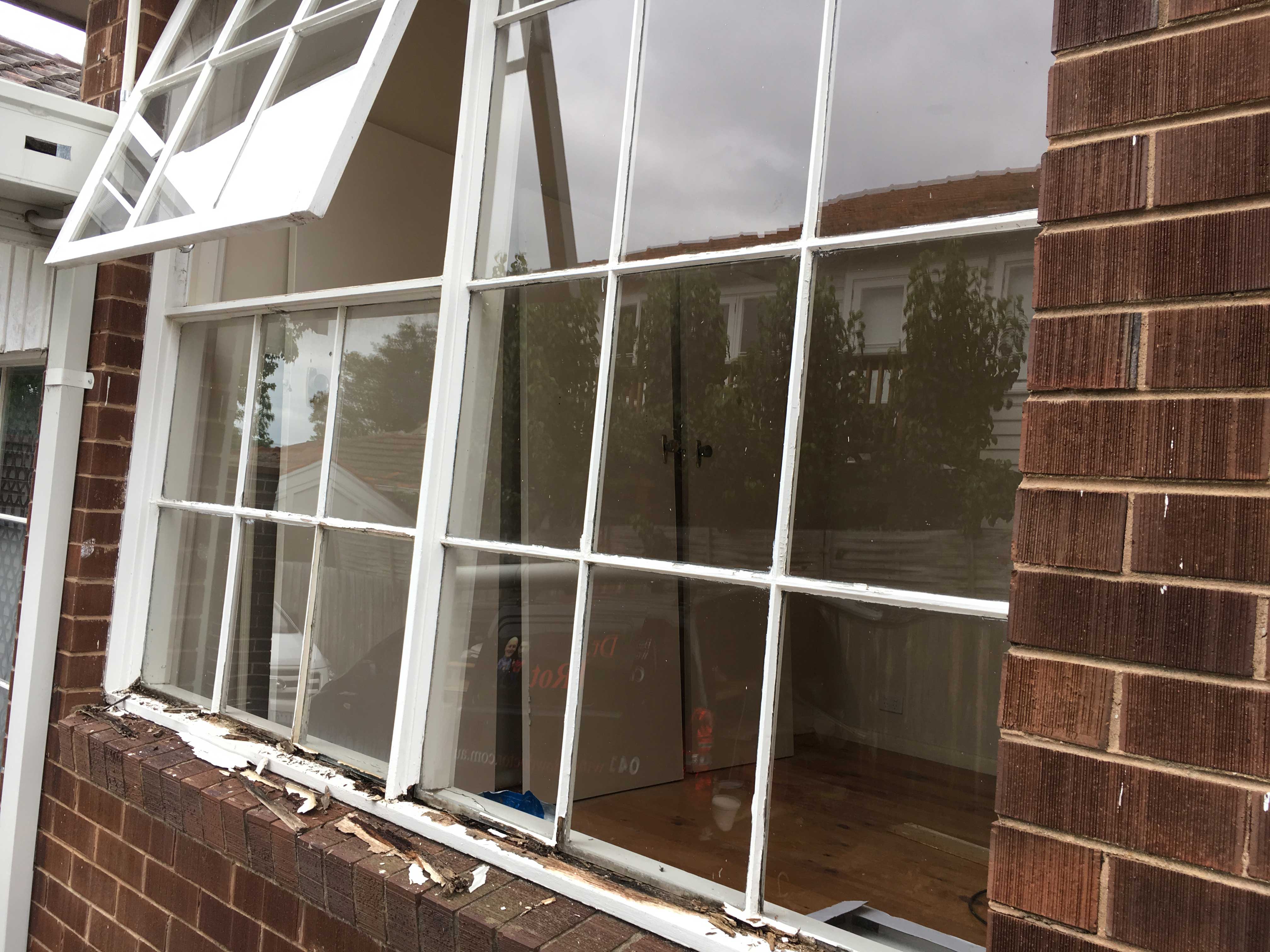 motivet Ekstraordinær pessimistisk Window Glass Replacement Melbourne | House Timber, Broken Window Repairs